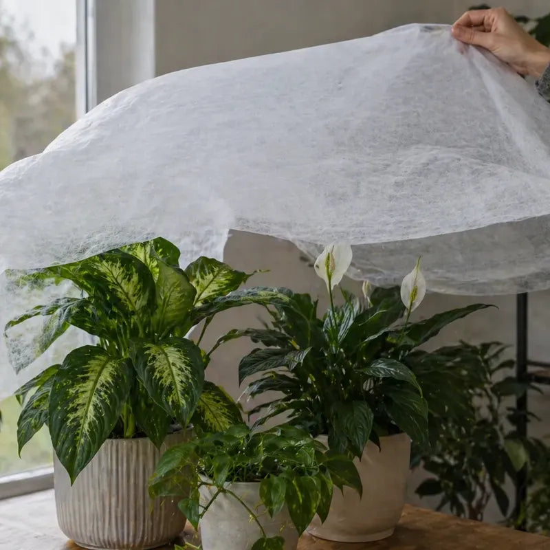 Malla/ Manta Antihelada 25grs Para Plantas De Exterior E 2x2mts
