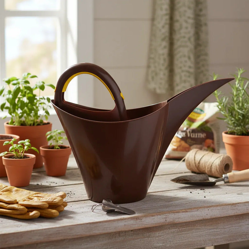 Regadera Plastico Para Plantas 2 Litros Marrón